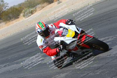 media/Mar-28-2022-Superbike Trackdays (Mon) [[b8603d0f67]]/Open Track Time/Turn 3 Inside/